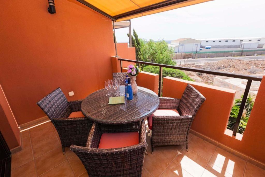 Luxury Apartment Sotavent III El Medano  Bagian luar foto